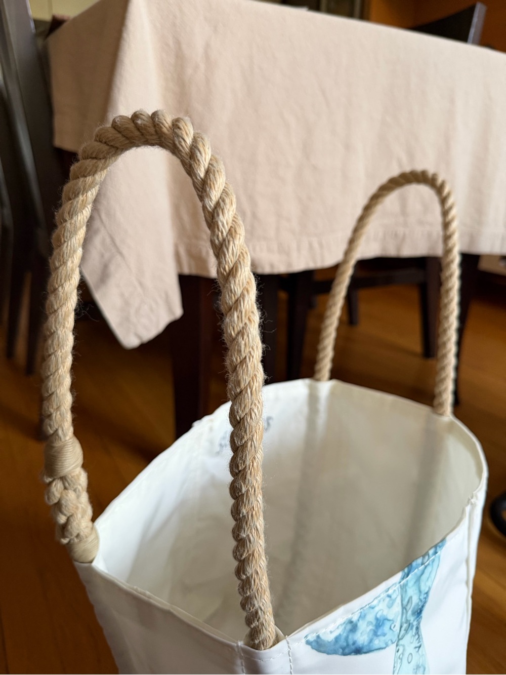 Sea Bags of Maine  - Like New - Large White Tote with Blue Whale Artwork - Picture 4 of 9